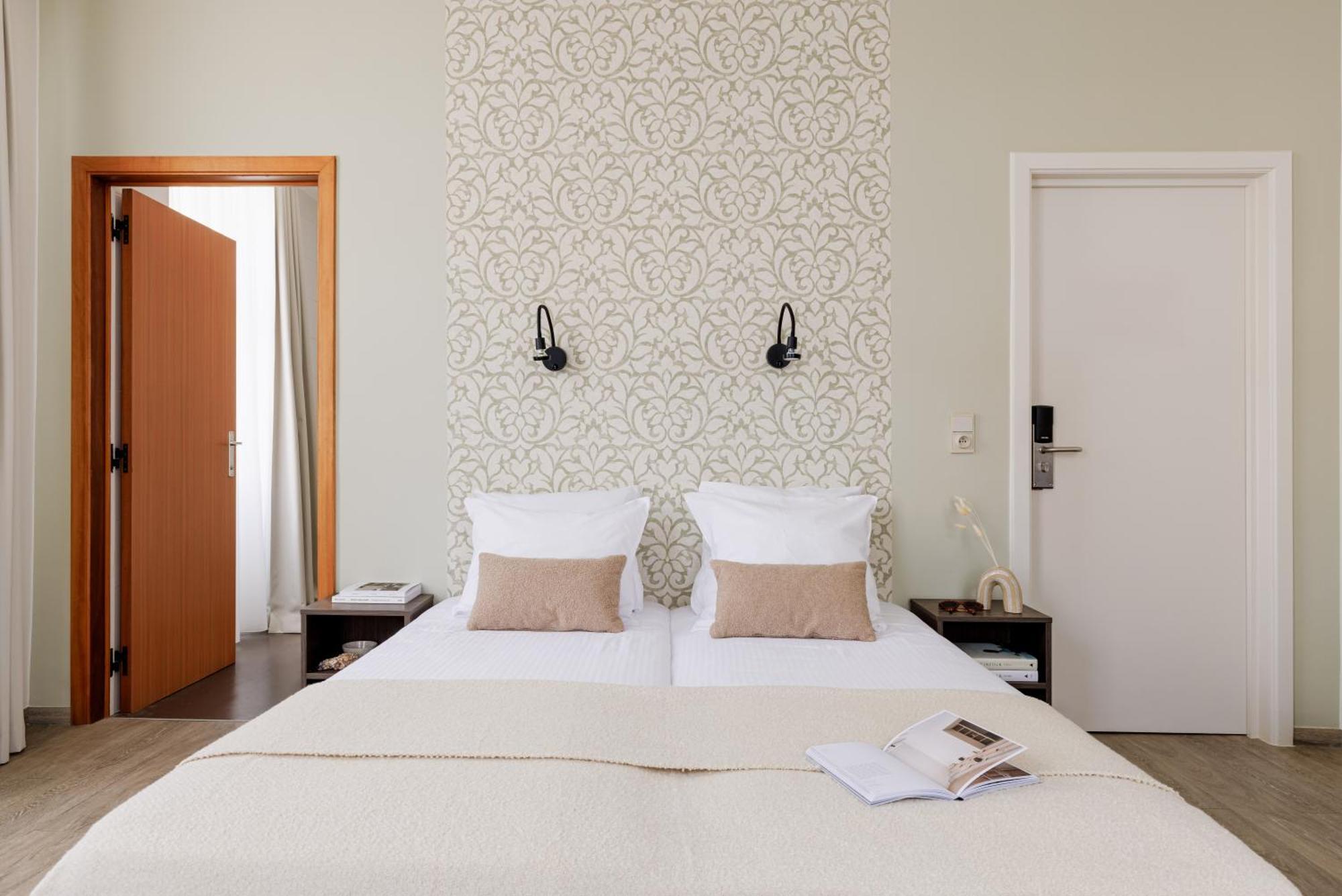 Hotel Corner House By Wp Hotels بلانكنبرخ المظهر الخارجي الصورة